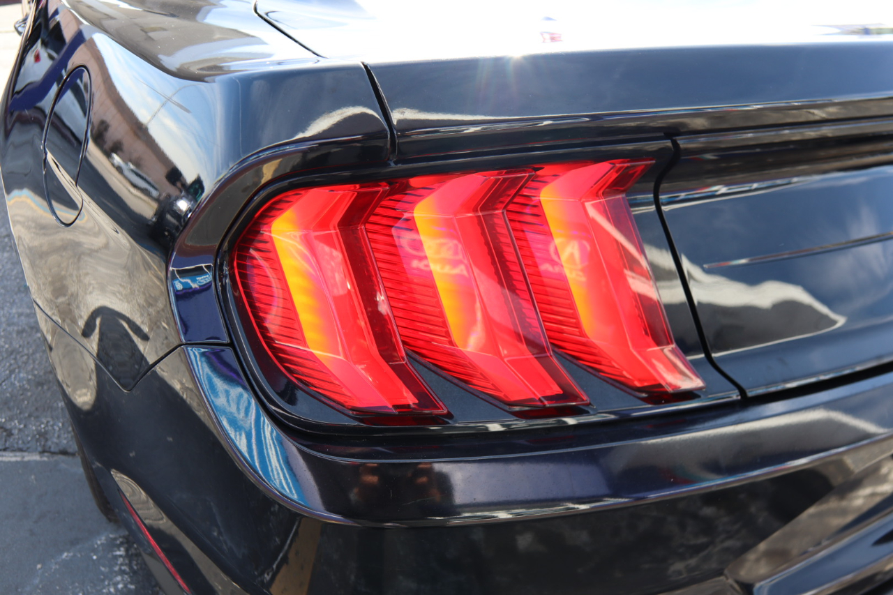 Ford Mustang EcoBoost Fastback 2018