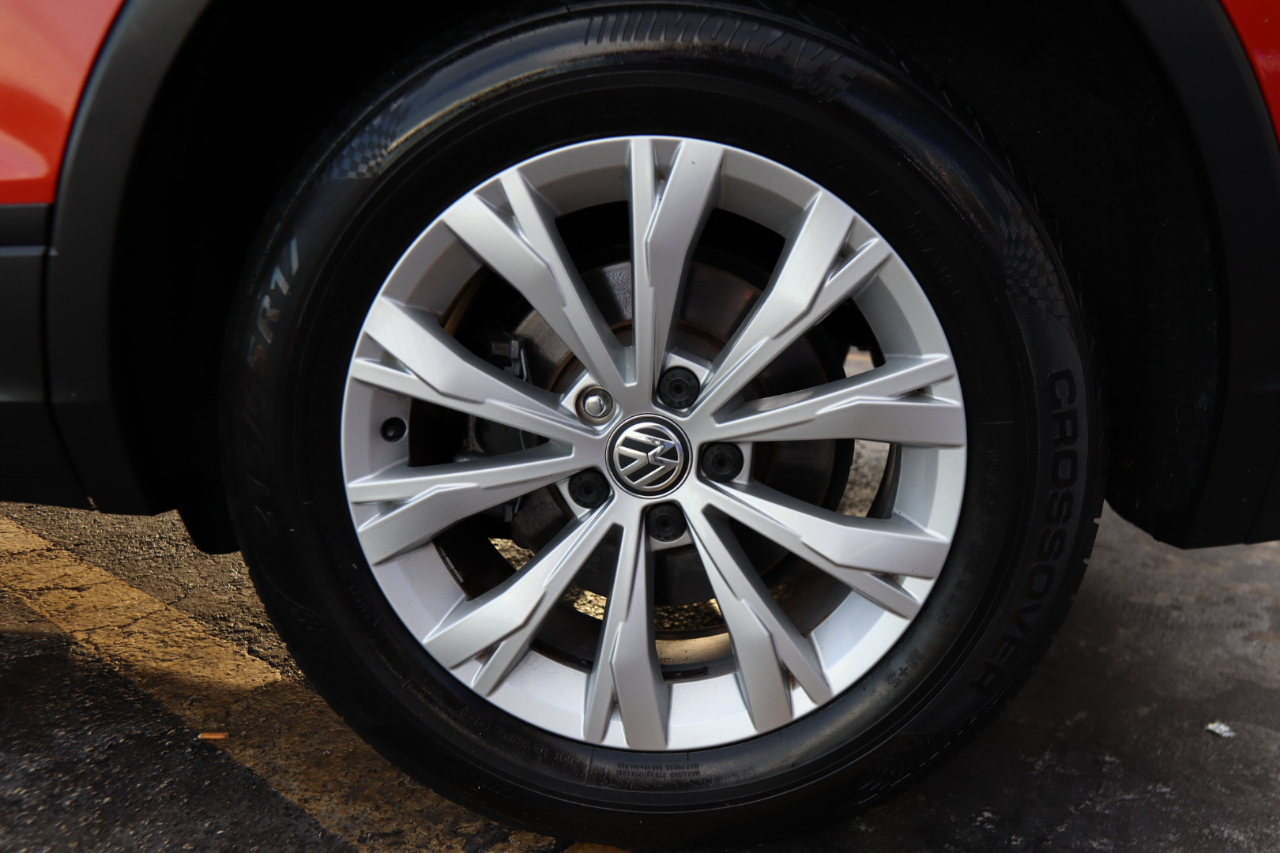 Volkswagen Tiguan 2.0T SEL R-Line Black FWD 2019