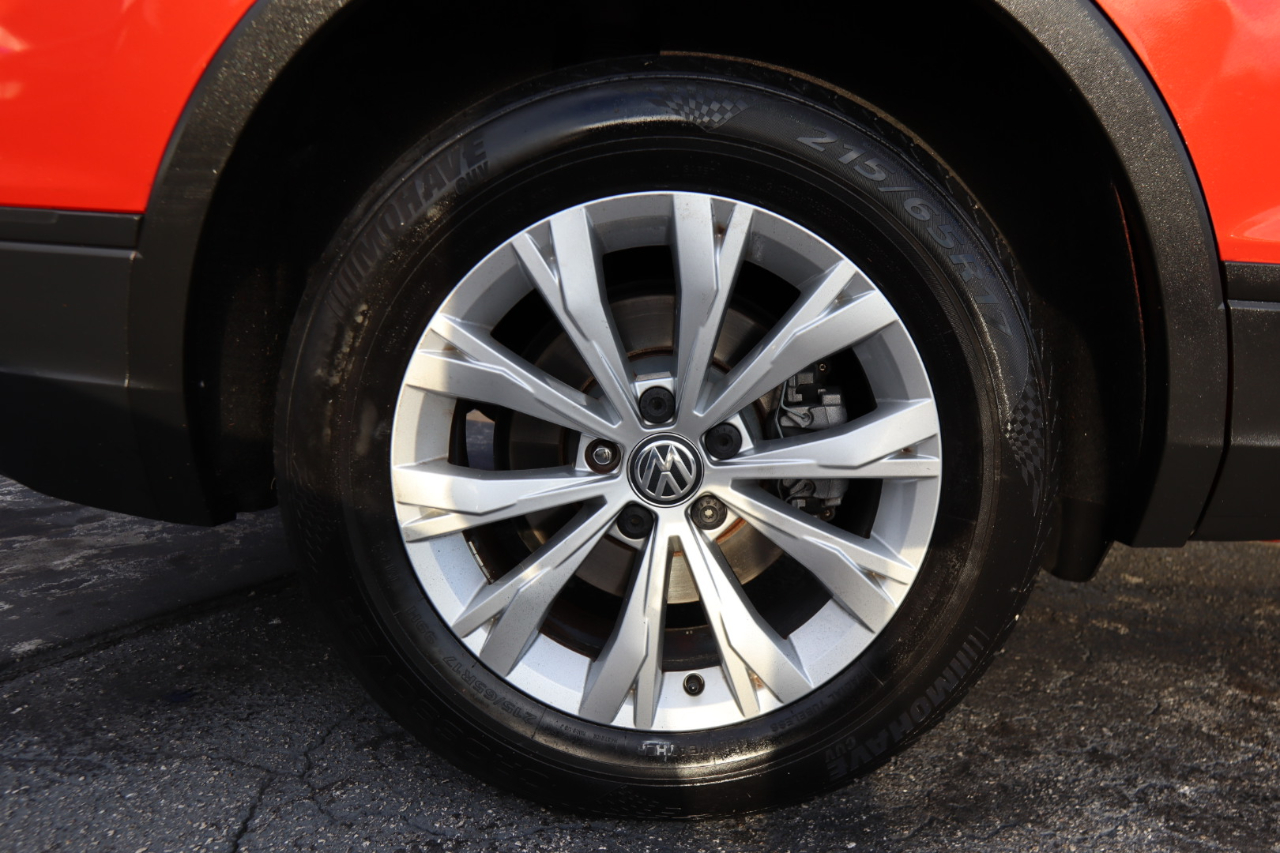 Volkswagen Tiguan 2.0T SEL R-Line Black FWD 2019