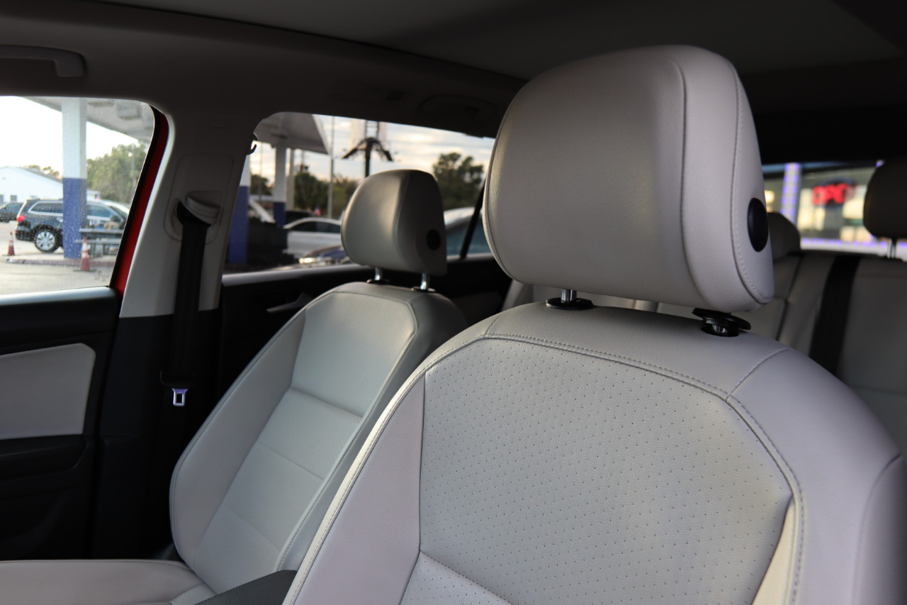 Volkswagen Tiguan 2.0T SEL R-Line Black FWD 2019