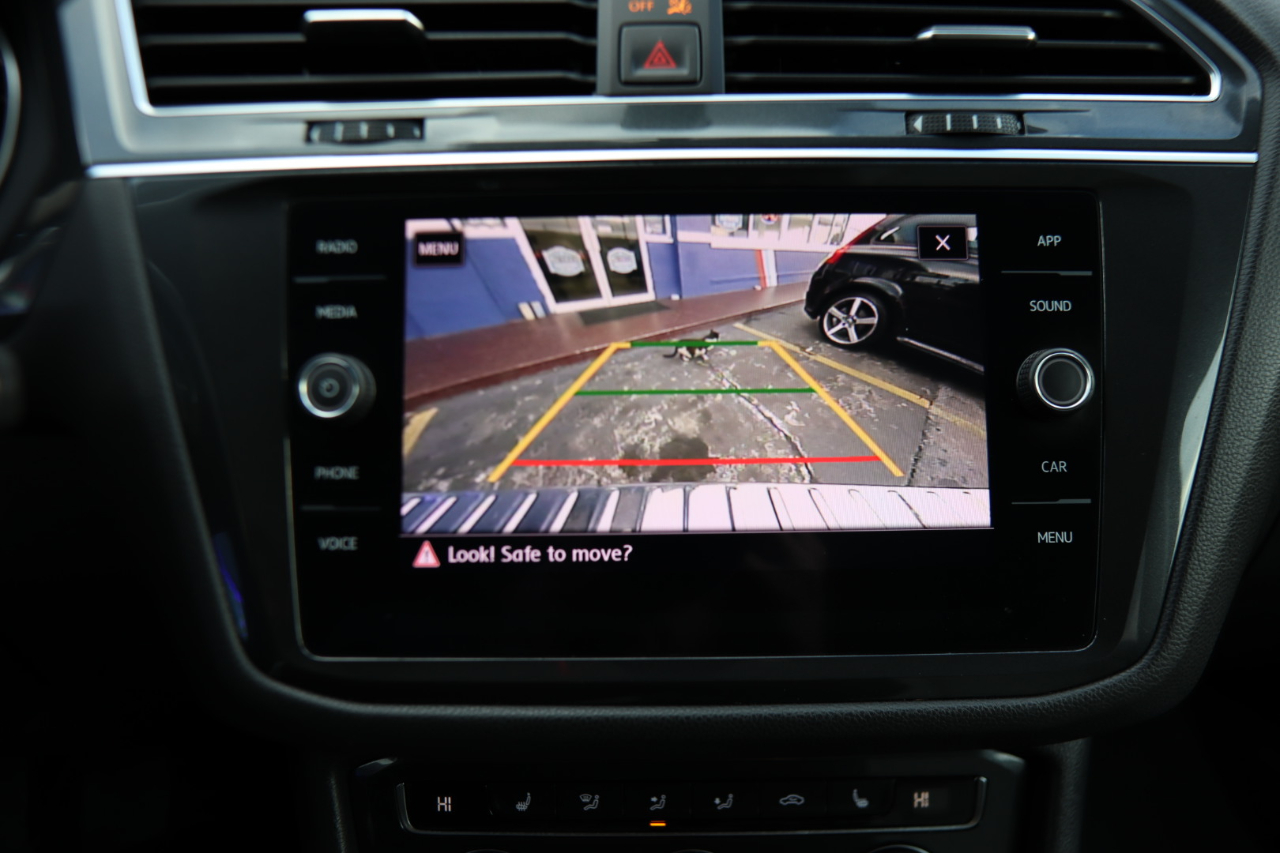 Volkswagen Tiguan 2.0T SEL R-Line Black FWD 2019