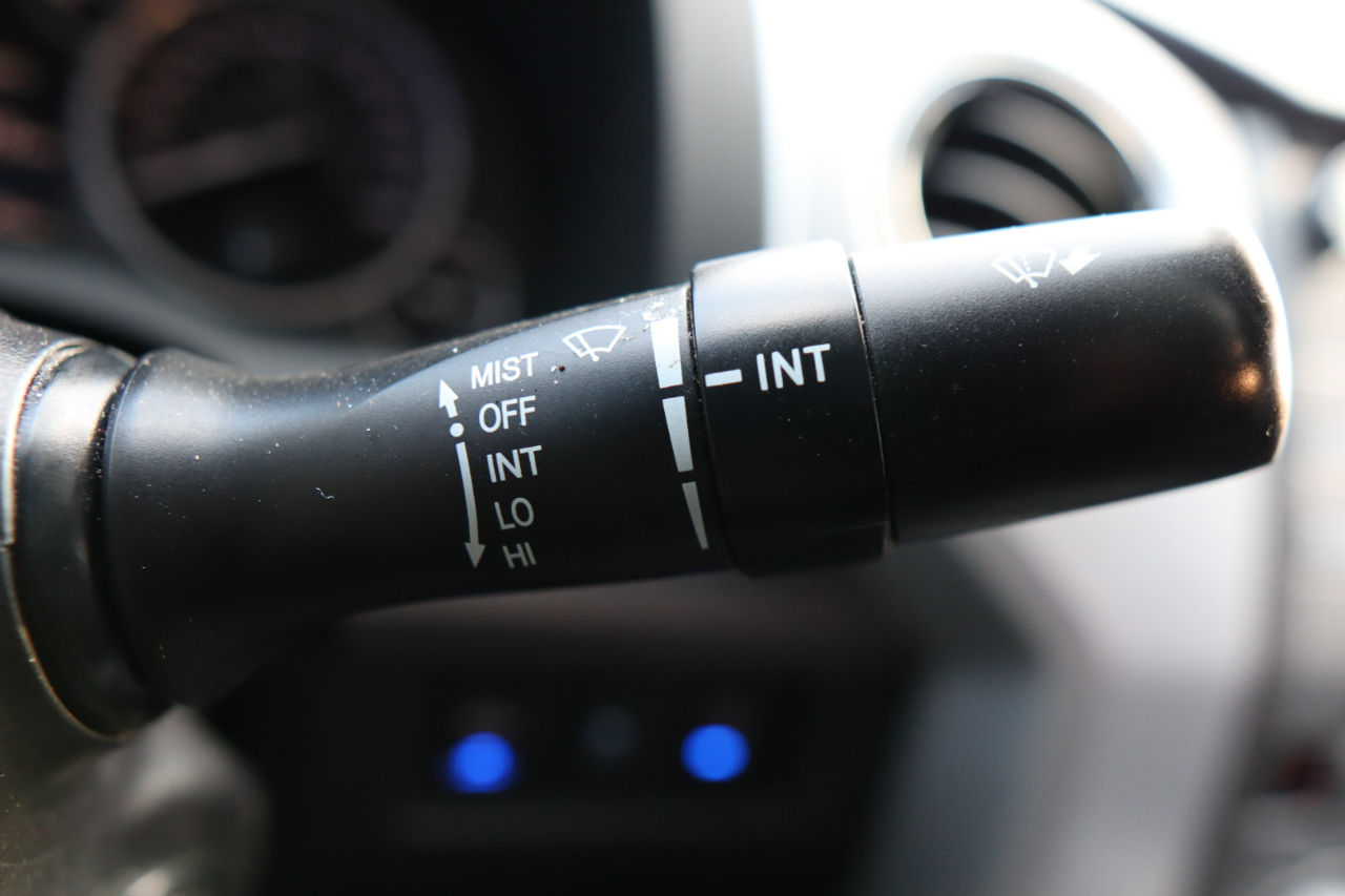 Toyota Tundra 2WD Truck Double Cab 4.6L V8 6-Spd AT SR5 (Natl) 2014