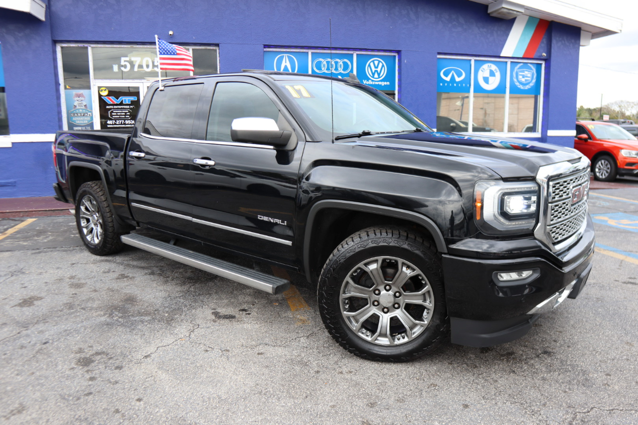 GMC Sierra 1500 4WD Crew Cab 143.5" Denali 2017