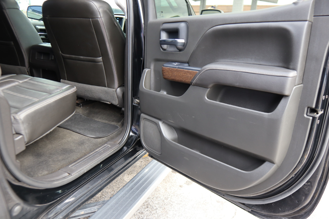 GMC Sierra 1500 4WD Crew Cab 143.5" Denali 2017