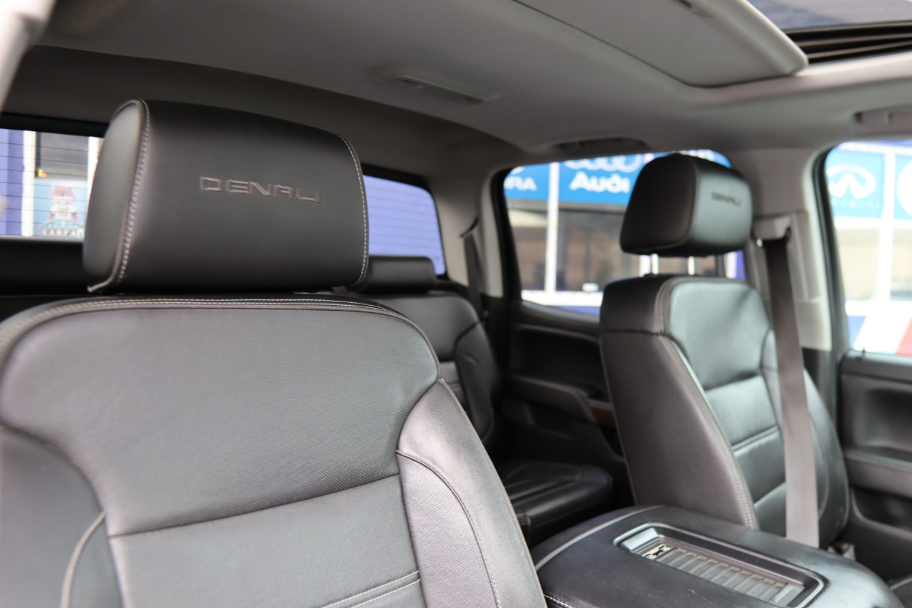 GMC Sierra 1500 4WD Crew Cab 143.5" Denali 2017