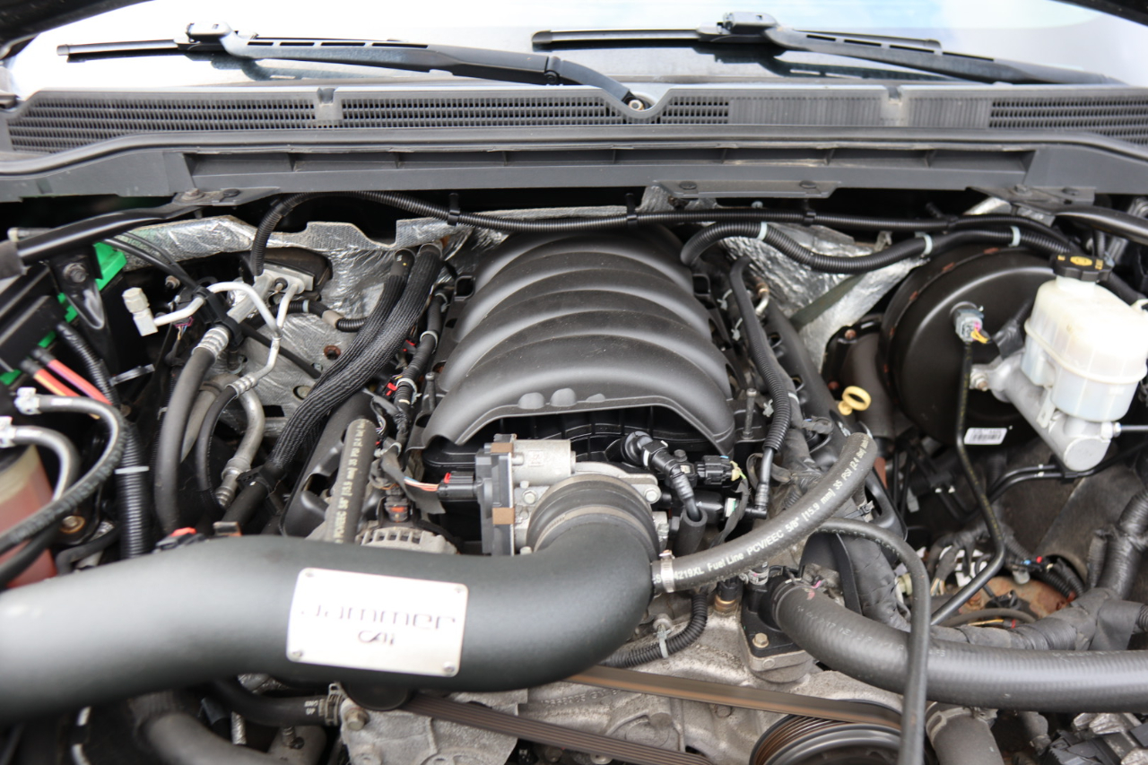 GMC Sierra 1500 4WD Crew Cab 143.5" Denali 2017