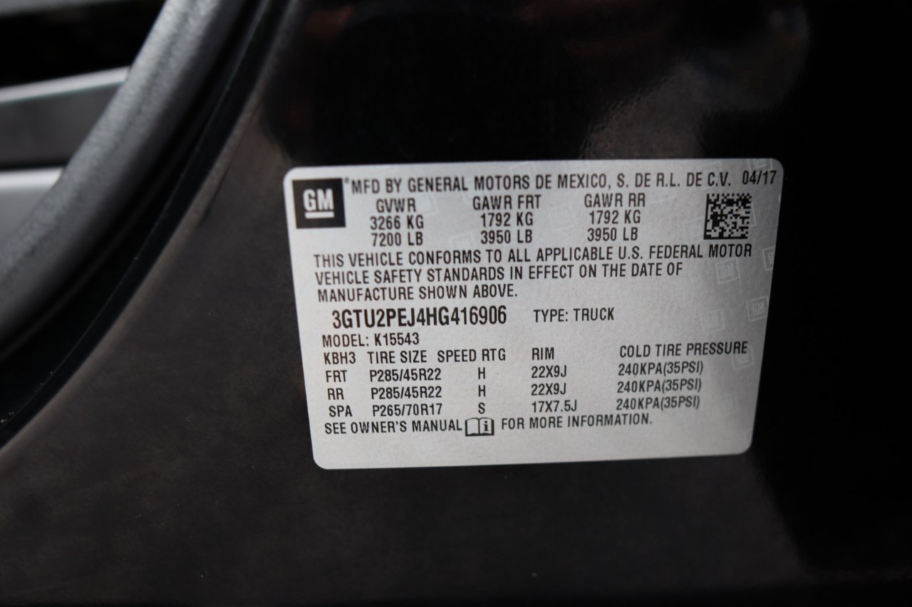 GMC Sierra 1500 4WD Crew Cab 143.5" Denali 2017