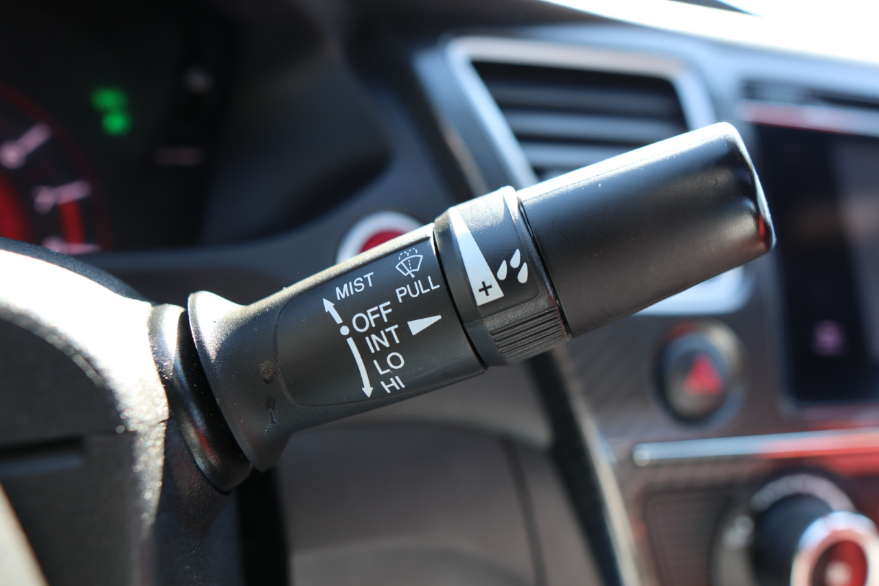 Honda Civic Coupe 2dr Man Si 2015