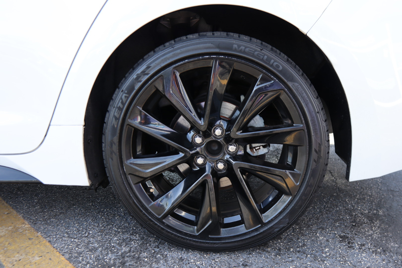 Toyota Corolla Nightshade CVT (Natl) 2020