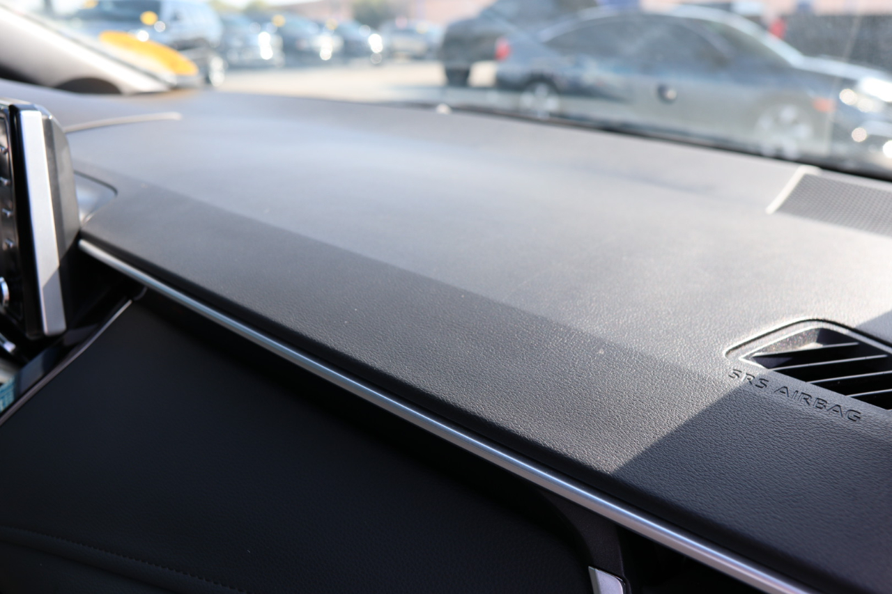 Toyota Corolla Nightshade CVT (Natl) 2020