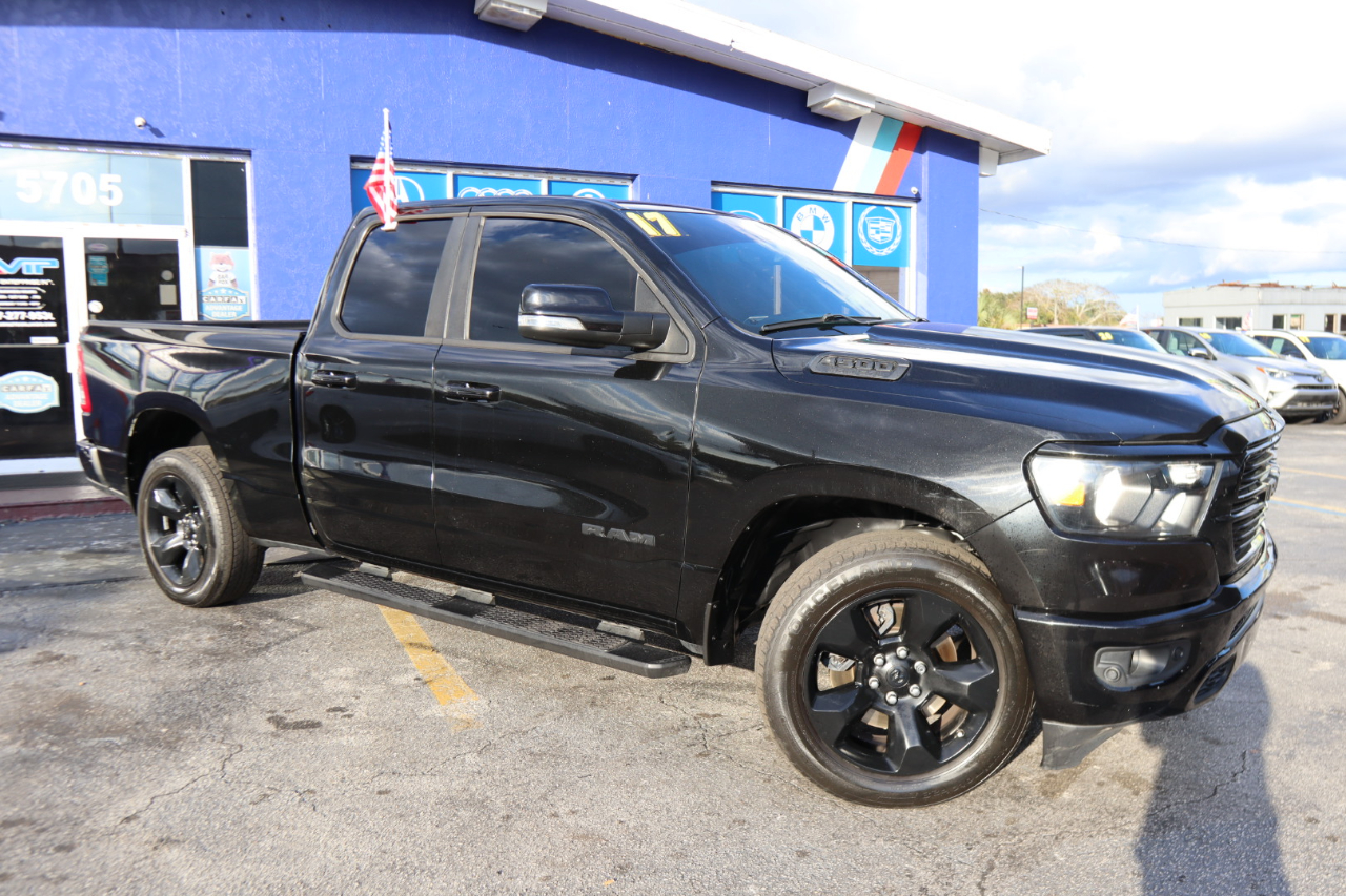 RAM 1500 Big Horn/Lone Star 4x2 Quad Cab 6'4" Box 2019