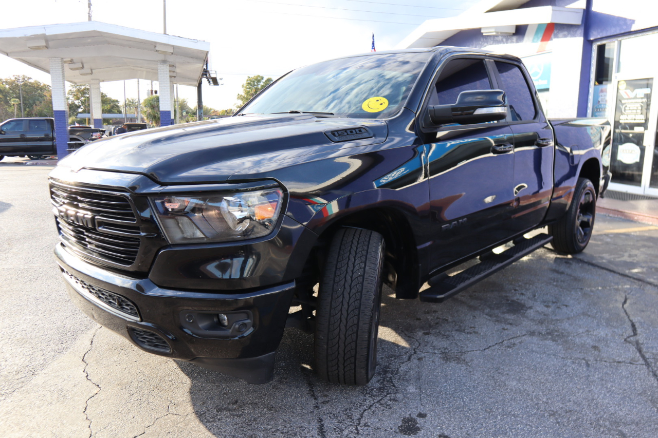 RAM 1500 Big Horn/Lone Star 4x2 Quad Cab 6'4" Box 2019