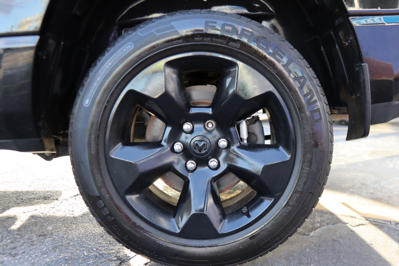 RAM 1500 Big Horn/Lone Star 4x2 Quad Cab 6'4" Box 2019