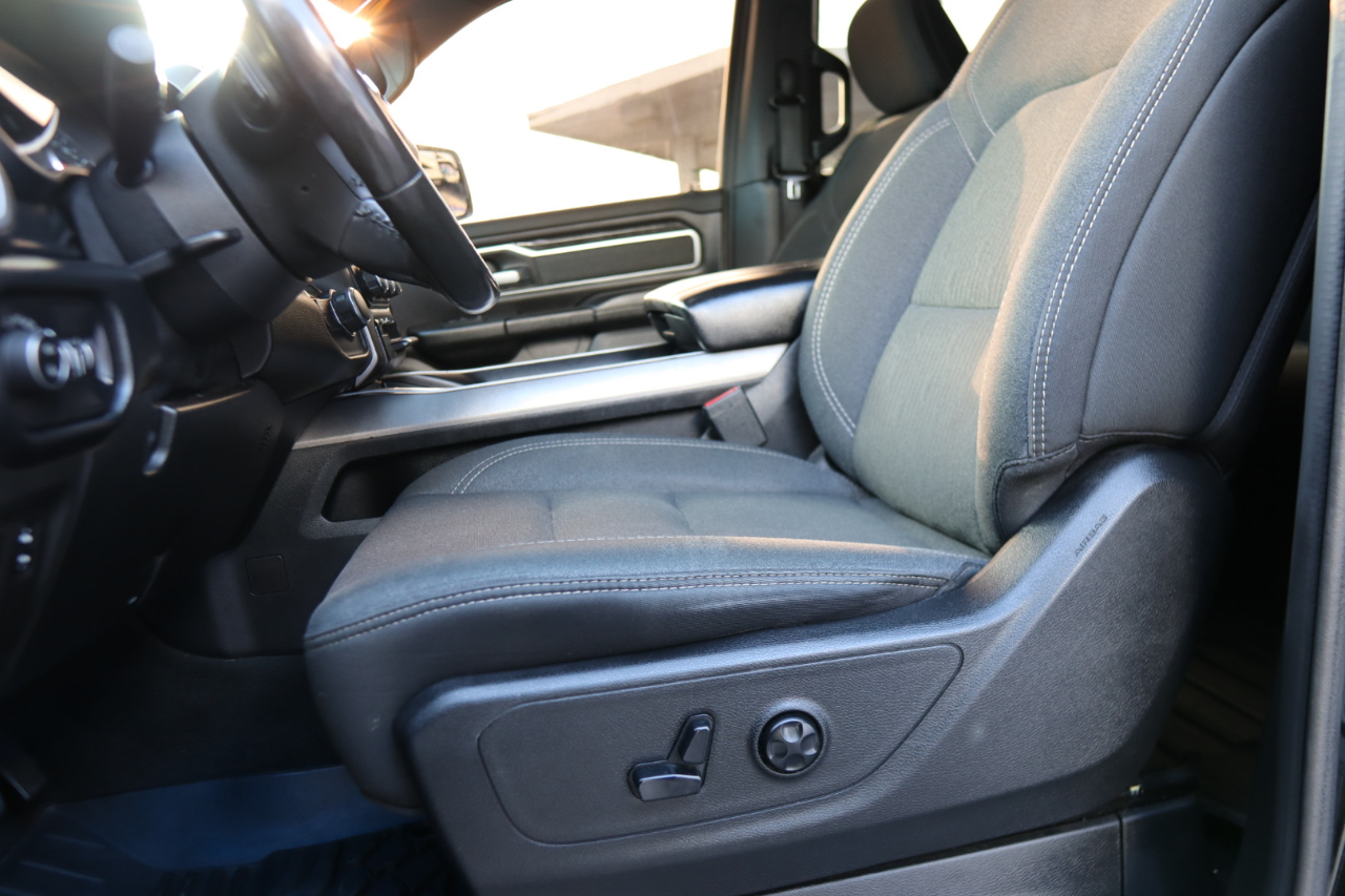 RAM 1500 Big Horn/Lone Star 4x2 Quad Cab 6'4" Box 2019