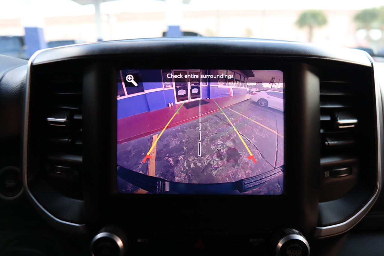 RAM 1500 Big Horn/Lone Star 4x2 Quad Cab 6'4" Box 2019