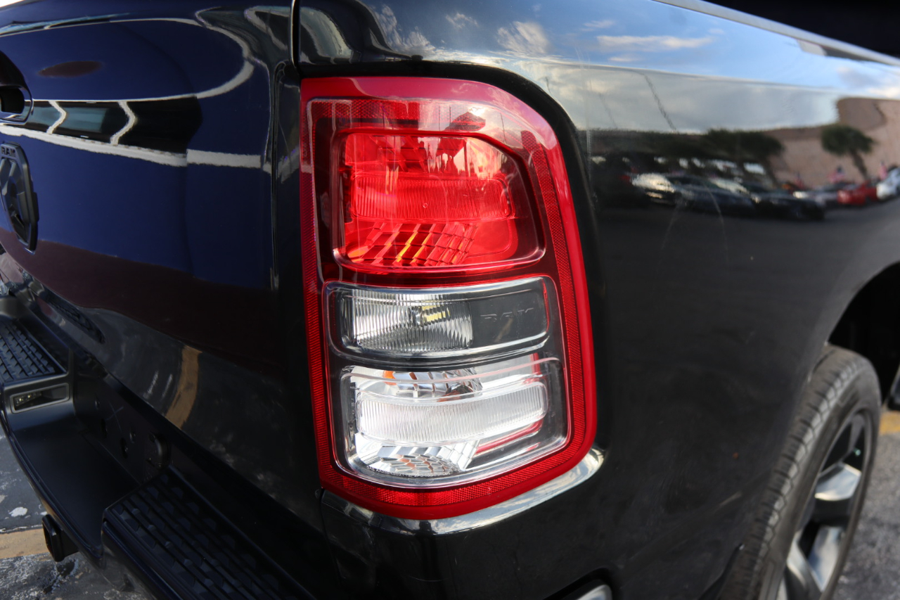 RAM 1500 Big Horn/Lone Star 4x2 Quad Cab 6'4" Box 2019