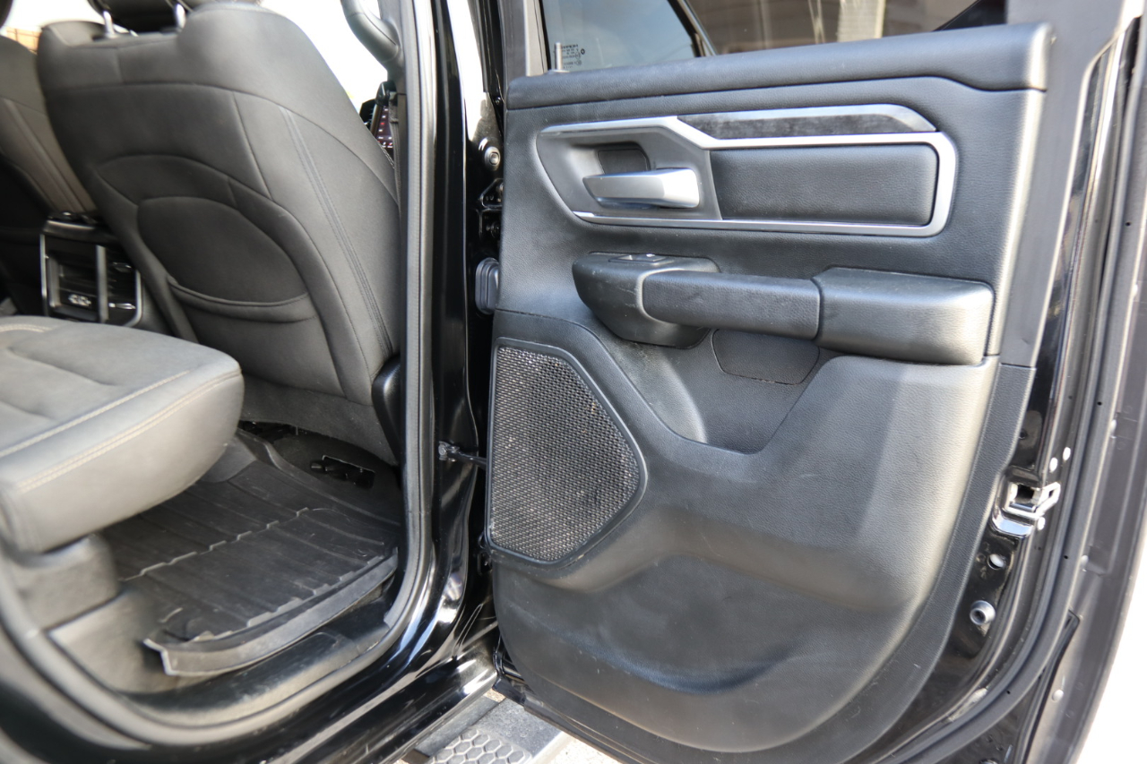 RAM 1500 Big Horn/Lone Star 4x2 Quad Cab 6'4" Box 2019