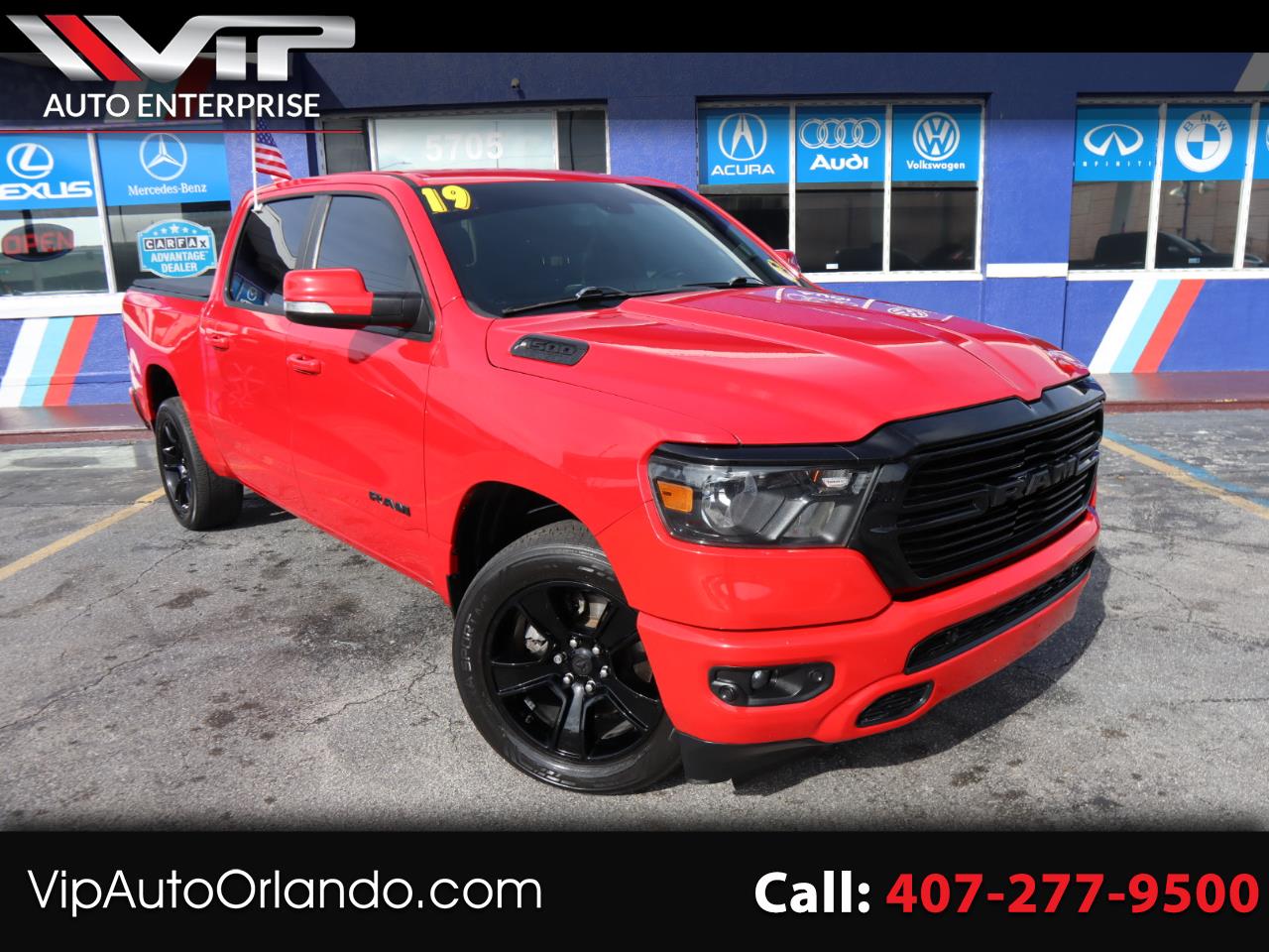 RAM 1500 Big Horn 4x4 Crew Cab 5'7" Box 2020