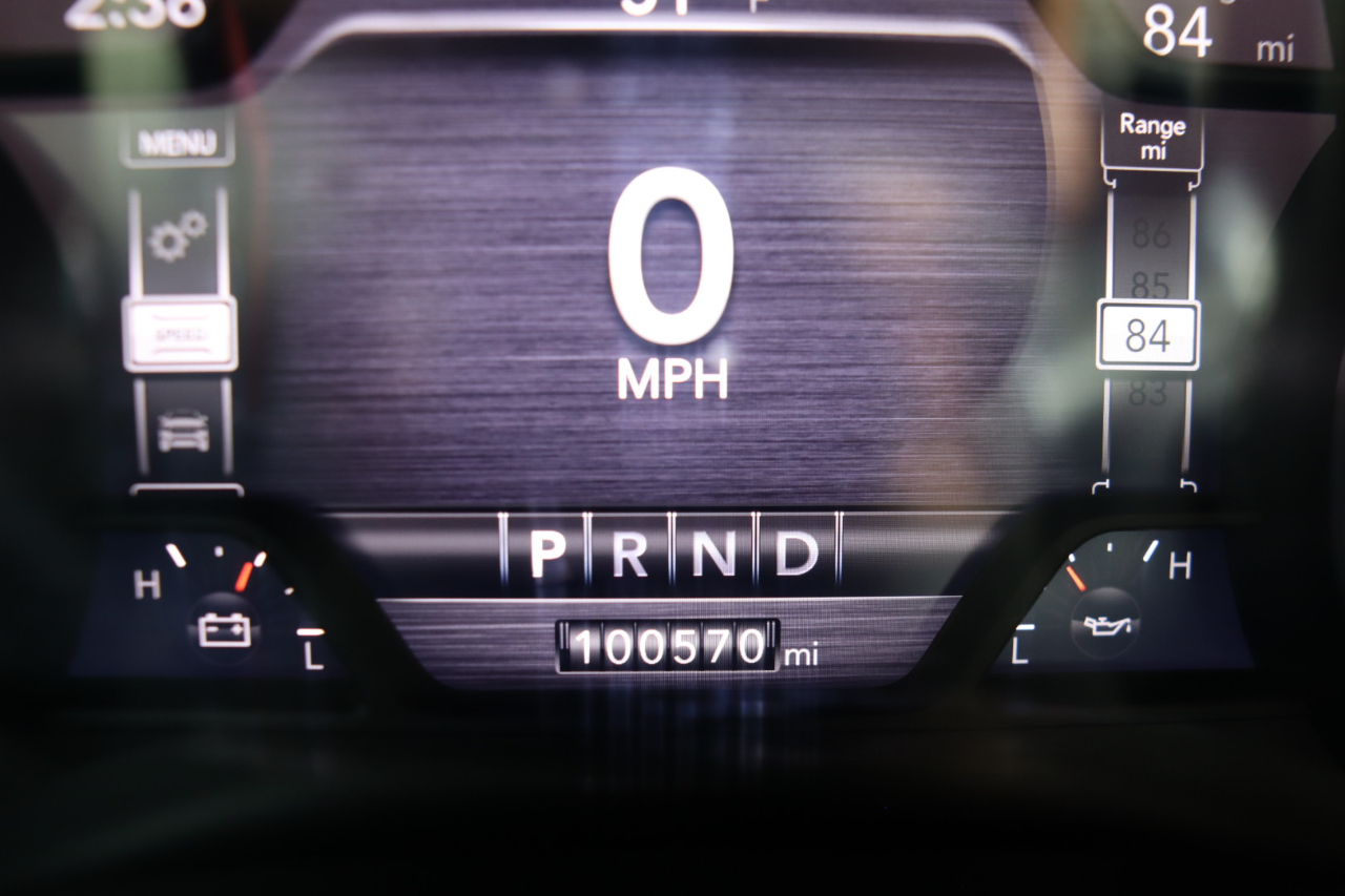 RAM 1500 Big Horn 4x4 Crew Cab 5'7" Box 2020