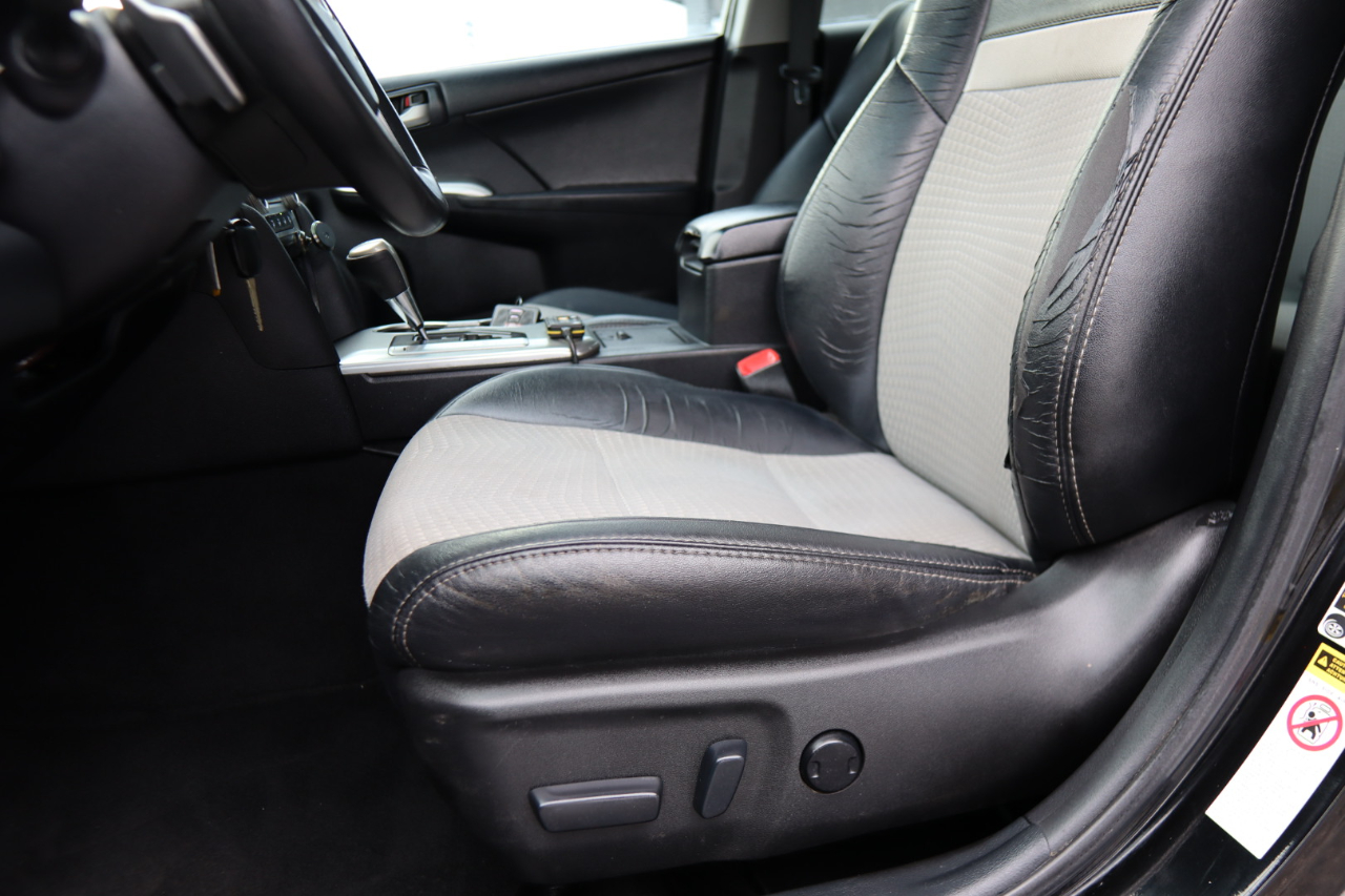 Toyota Camry 2014.5 4dr Sdn I4 Auto SE Sport (Natl) 2014