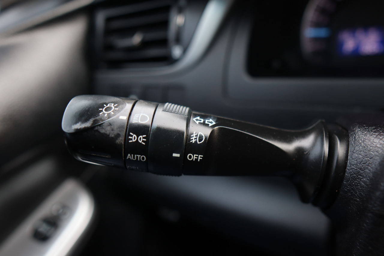 Toyota Camry 2014.5 4dr Sdn I4 Auto SE Sport (Natl) 2014