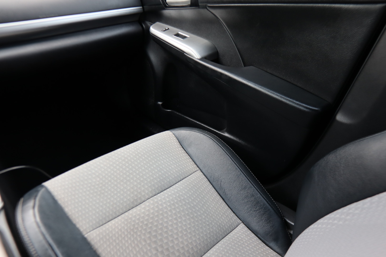 Toyota Camry 2014.5 4dr Sdn I4 Auto SE Sport (Natl) 2014