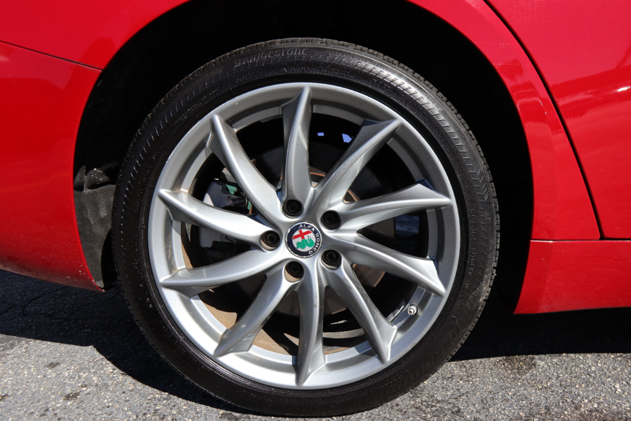 Alfa Romeo Giulia AWD 2017