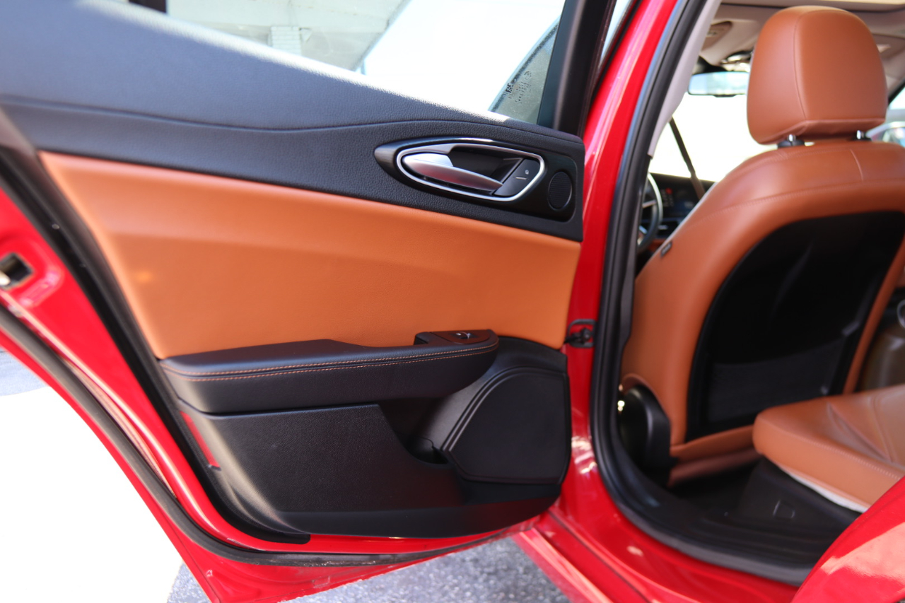 Alfa Romeo Giulia AWD 2017