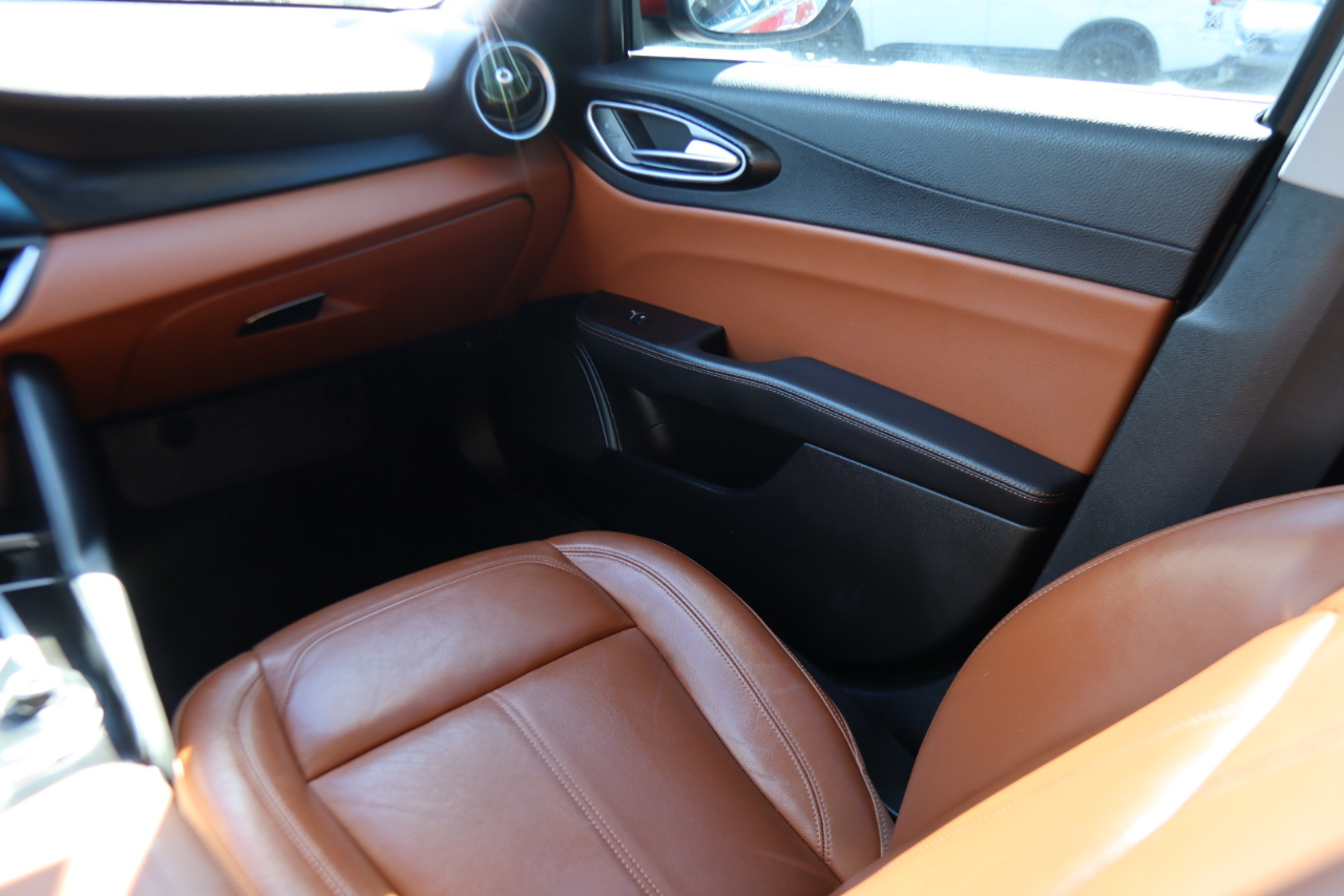 Alfa Romeo Giulia AWD 2017