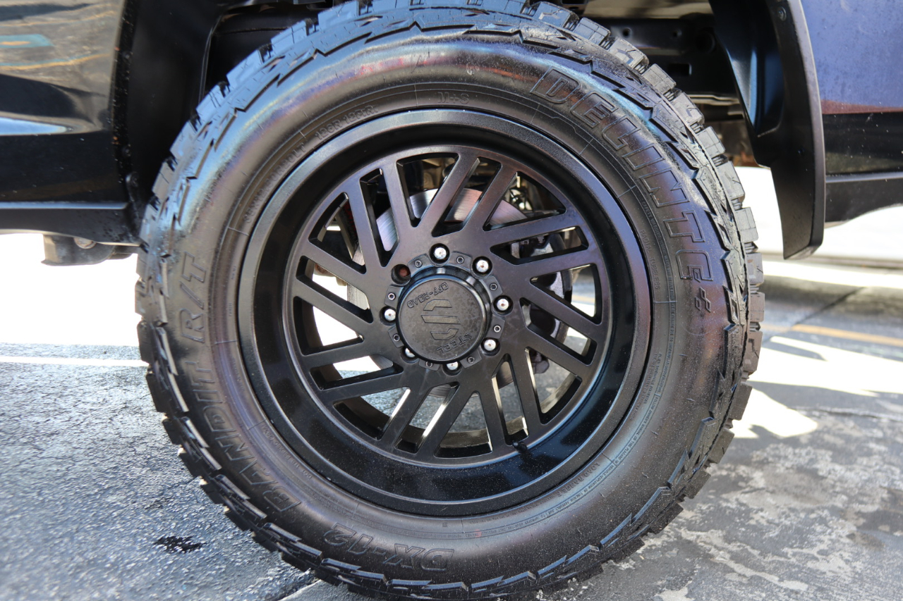 RAM 2500 Tradesman 4x4 Crew Cab 6'4" Box 2020