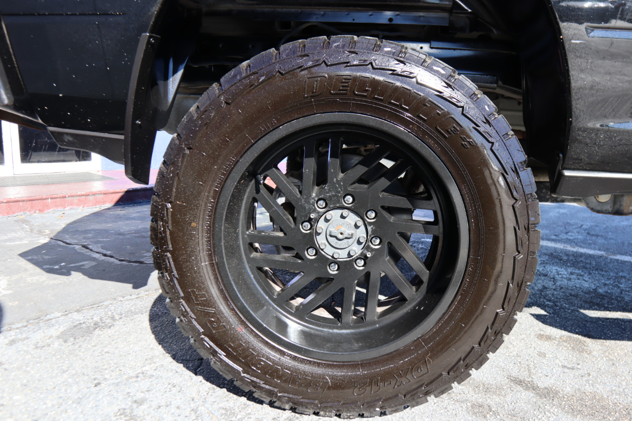 RAM 2500 Tradesman 4x4 Crew Cab 6'4" Box 2020