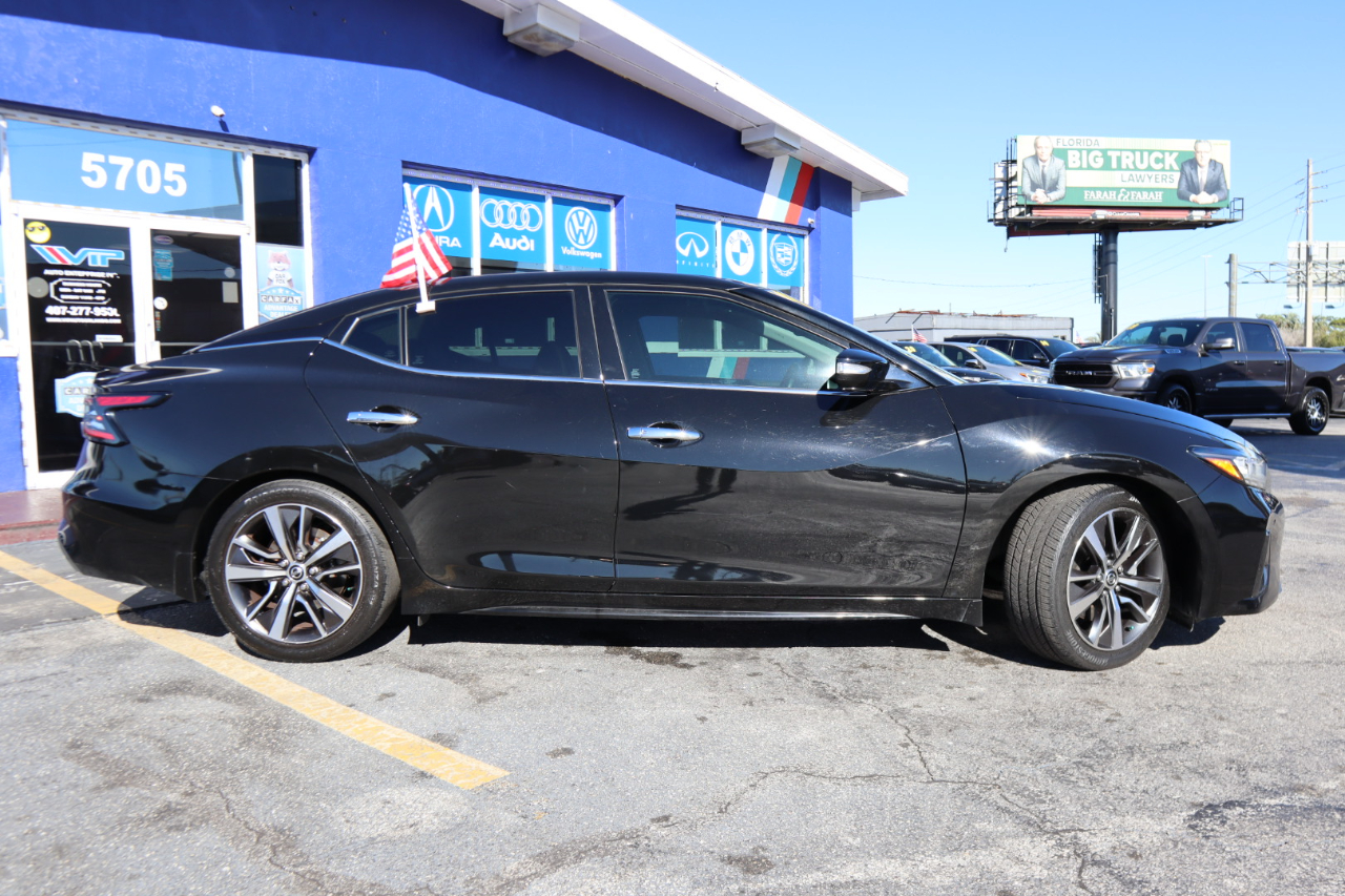 Nissan Maxima SL 3.5L 2019