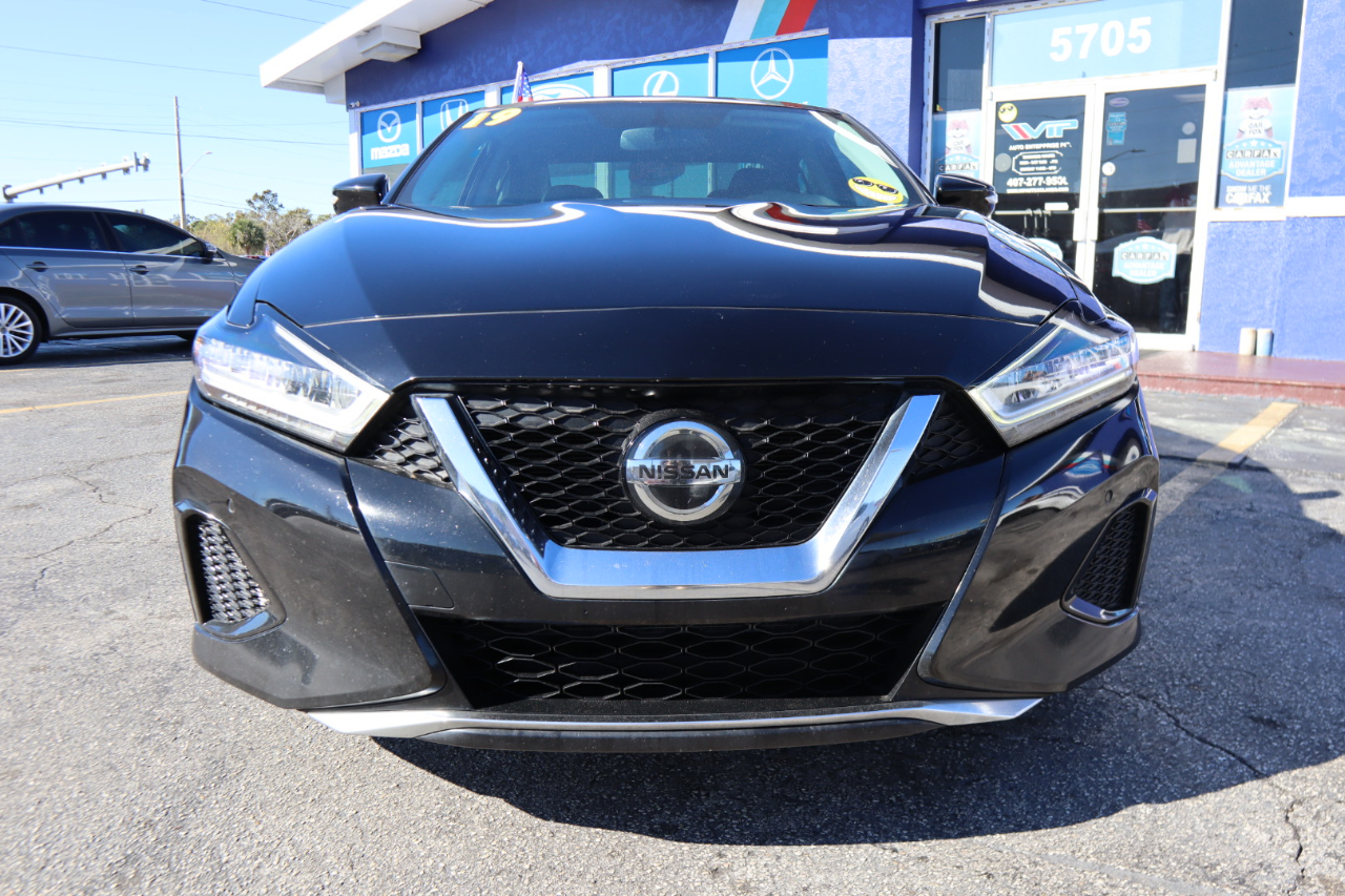 Nissan Maxima SL 3.5L 2019