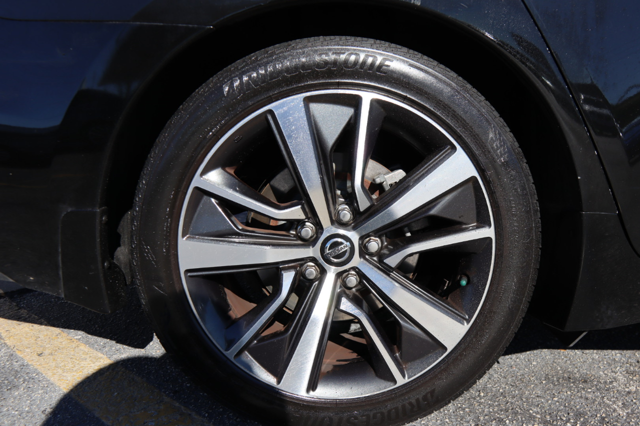 Nissan Maxima SL 3.5L 2019