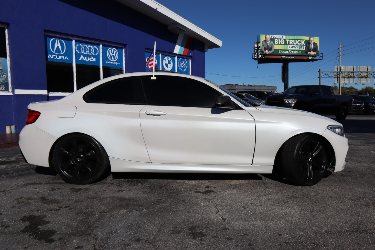 BMW 2 Series 2dr Cpe M235i RWD 2015