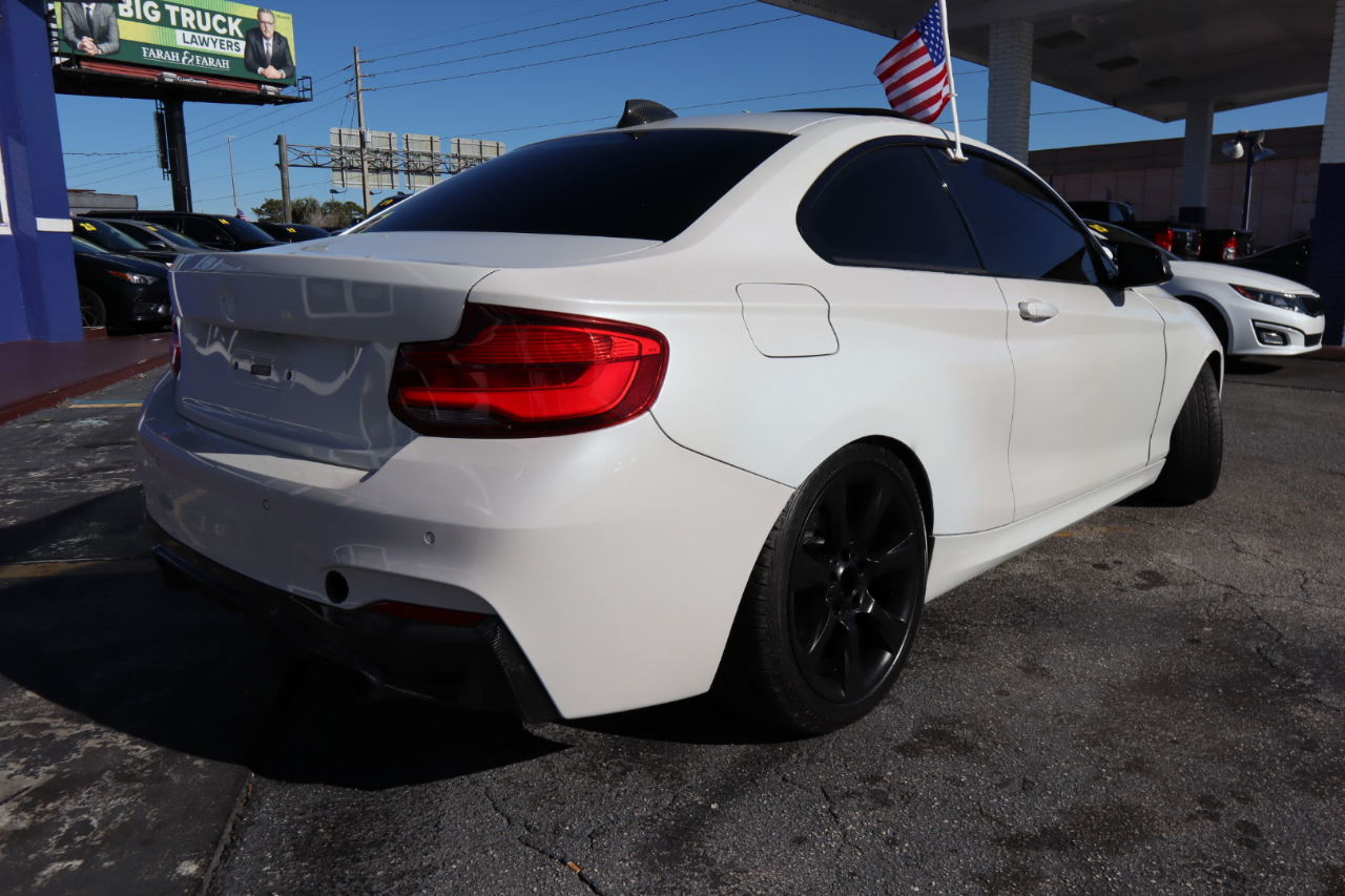 BMW 2 Series 2dr Cpe M235i RWD 2015