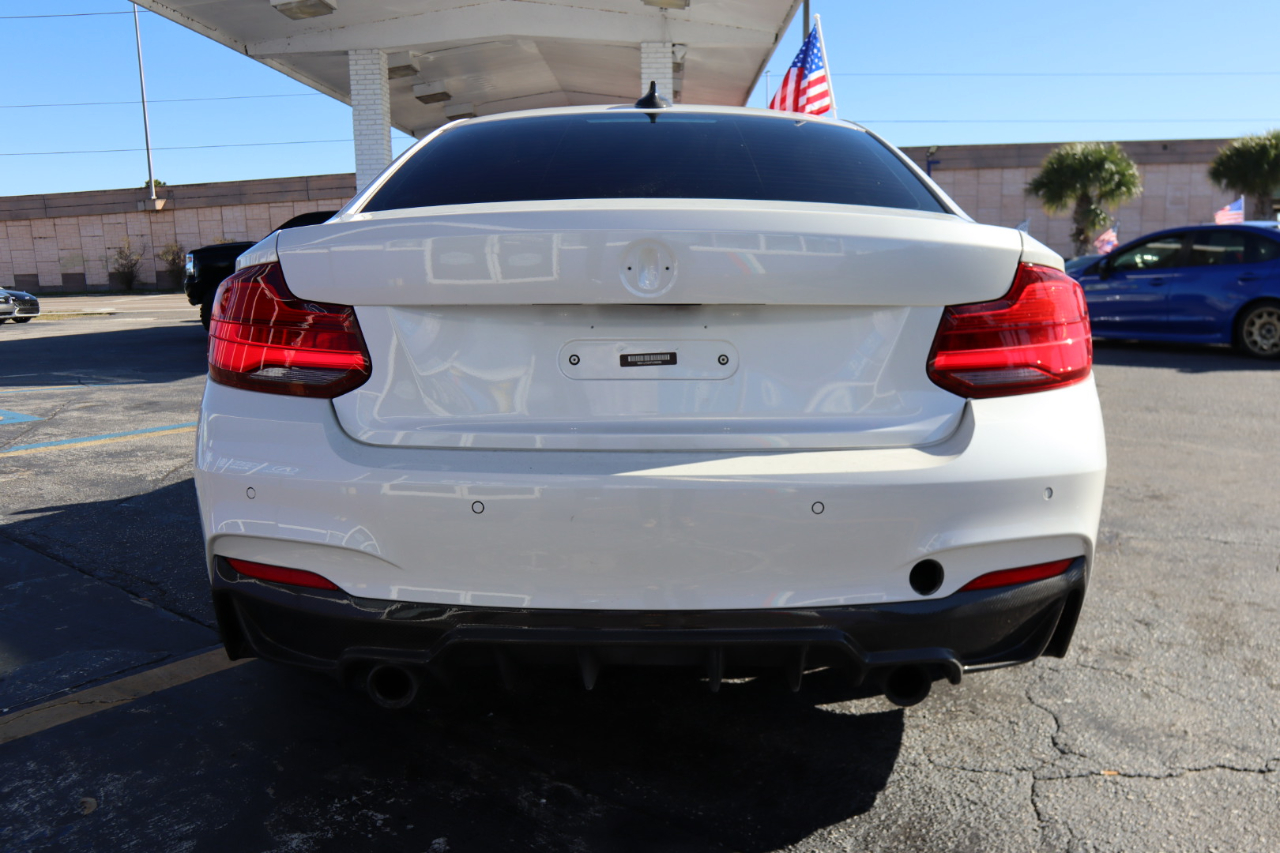 BMW 2 Series 2dr Cpe M235i RWD 2015