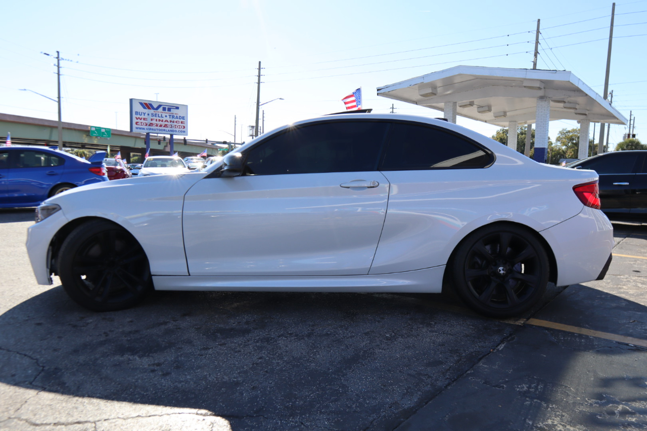BMW 2 Series 2dr Cpe M235i RWD 2015