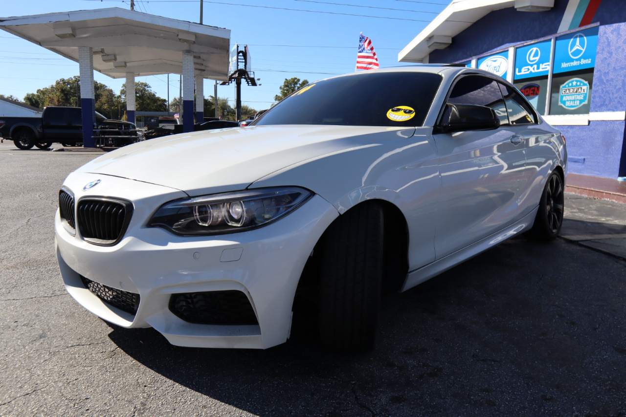 BMW 2 Series 2dr Cpe M235i RWD 2015