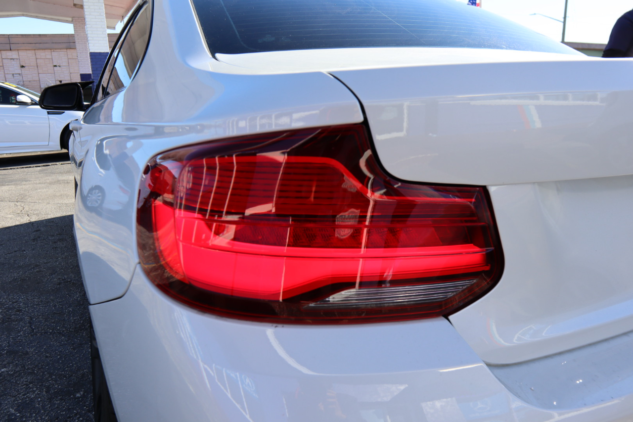 BMW 2 Series 2dr Cpe M235i RWD 2015