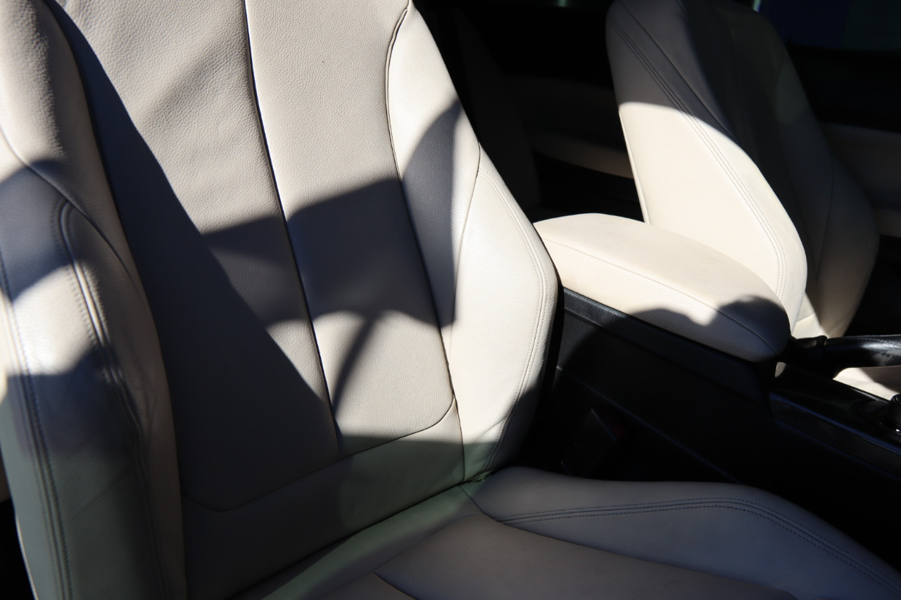 BMW 2 Series 2dr Cpe M235i RWD 2015