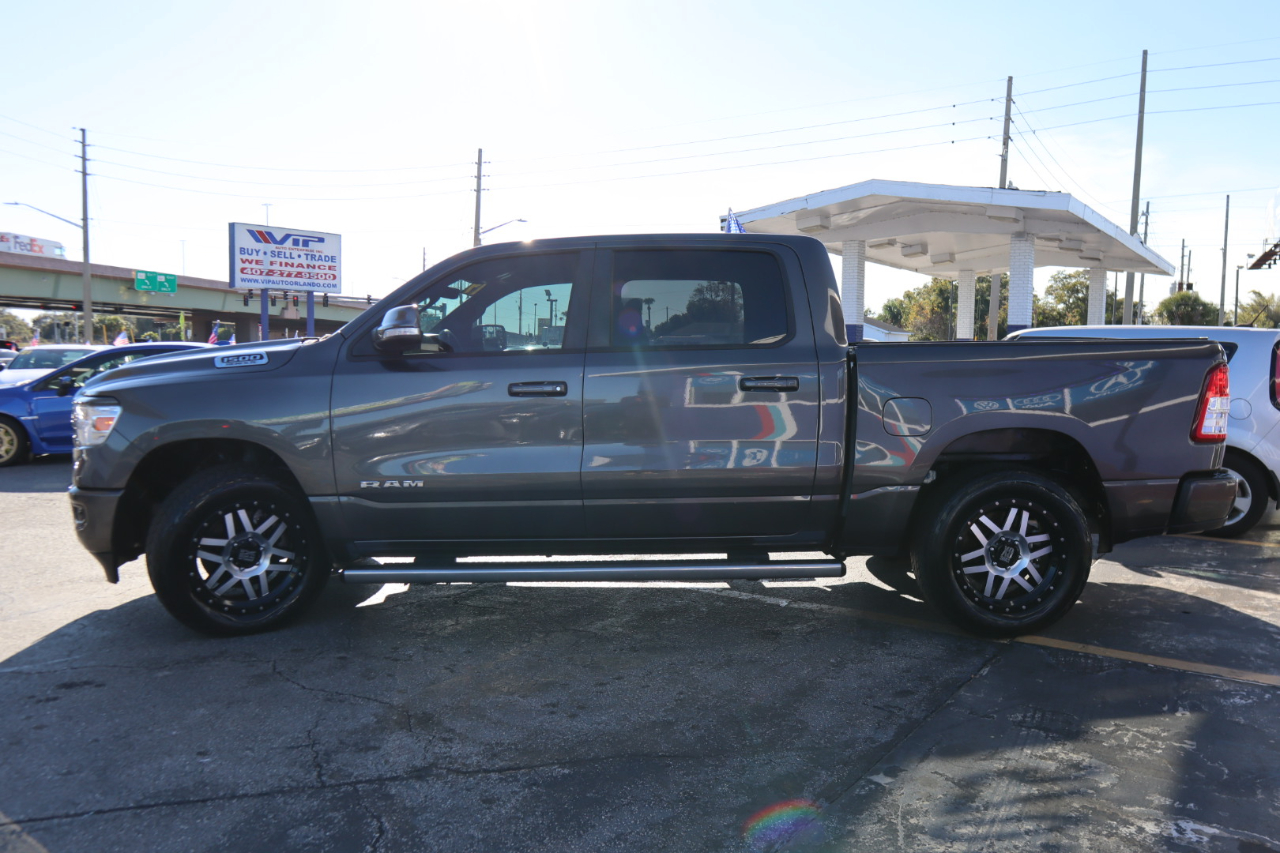 RAM 1500 Big Horn/Lone Star 4x4 Crew Cab 5'7" Box 2019