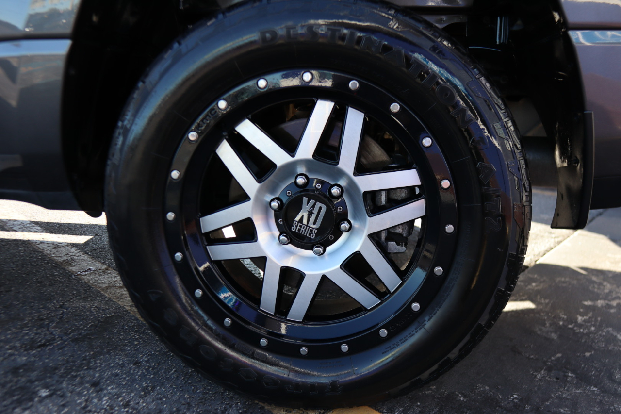 RAM 1500 Big Horn/Lone Star 4x4 Crew Cab 5'7" Box 2019