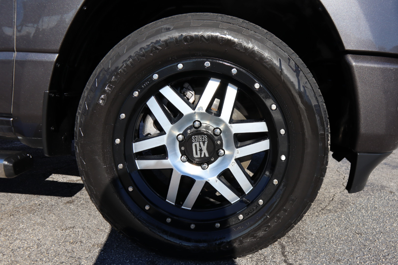 RAM 1500 Big Horn/Lone Star 4x4 Crew Cab 5'7" Box 2019