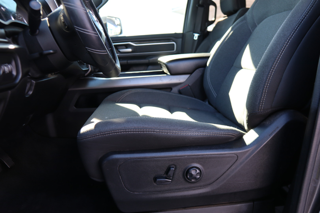 RAM 1500 Big Horn/Lone Star 4x4 Crew Cab 5'7" Box 2019