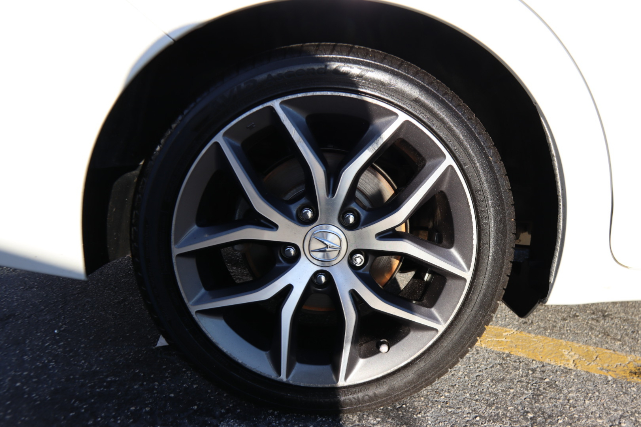 Acura ILX Sedan w/Technology Pkg 2020