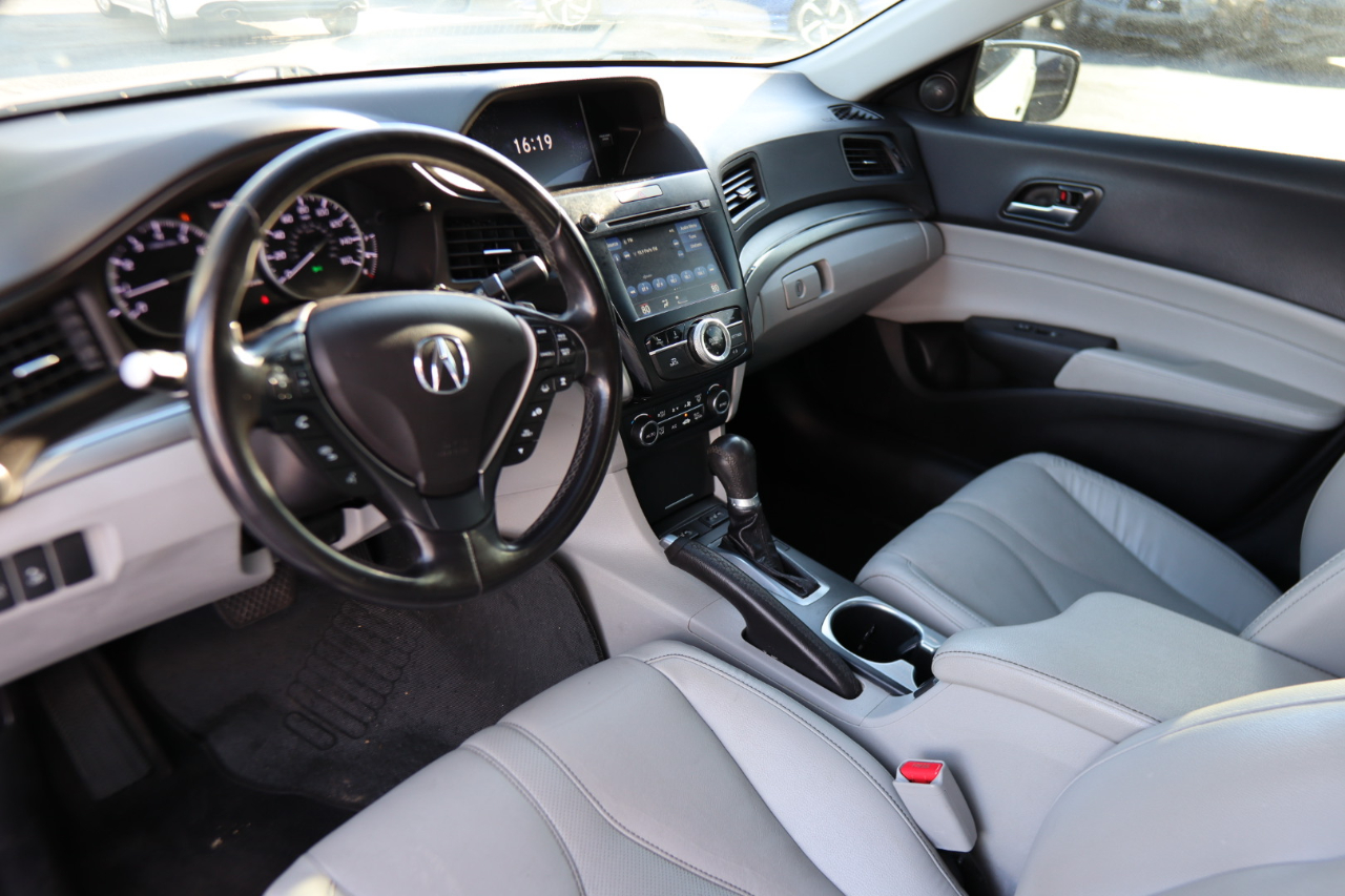 Acura ILX Sedan w/Technology Pkg 2020