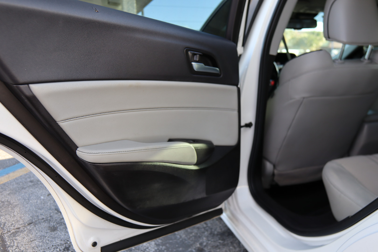 Acura ILX Sedan w/Technology Pkg 2020