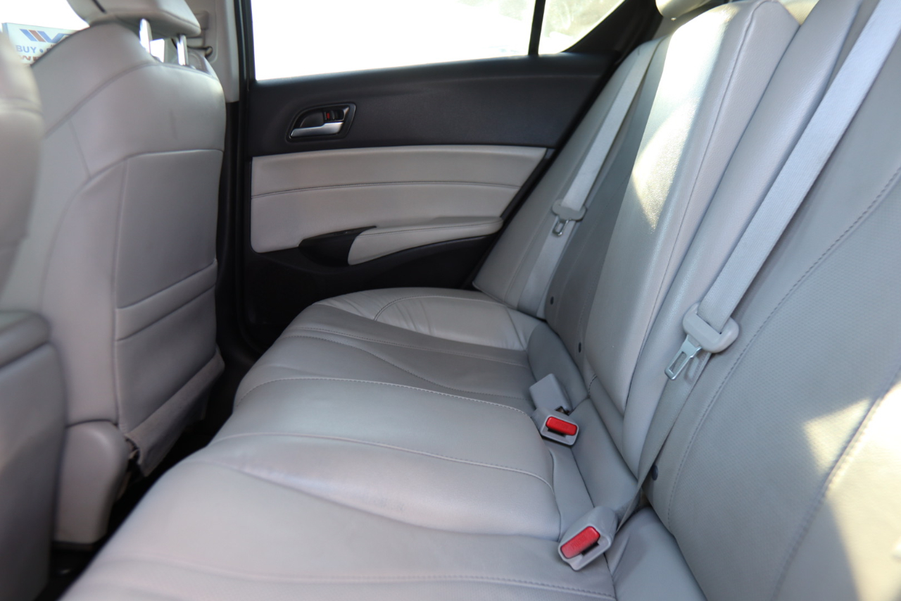 Acura ILX Sedan w/Technology Pkg 2020