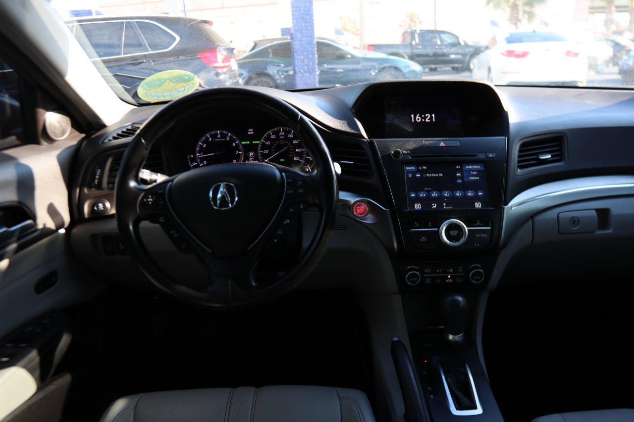 Acura ILX Sedan w/Technology Pkg 2020